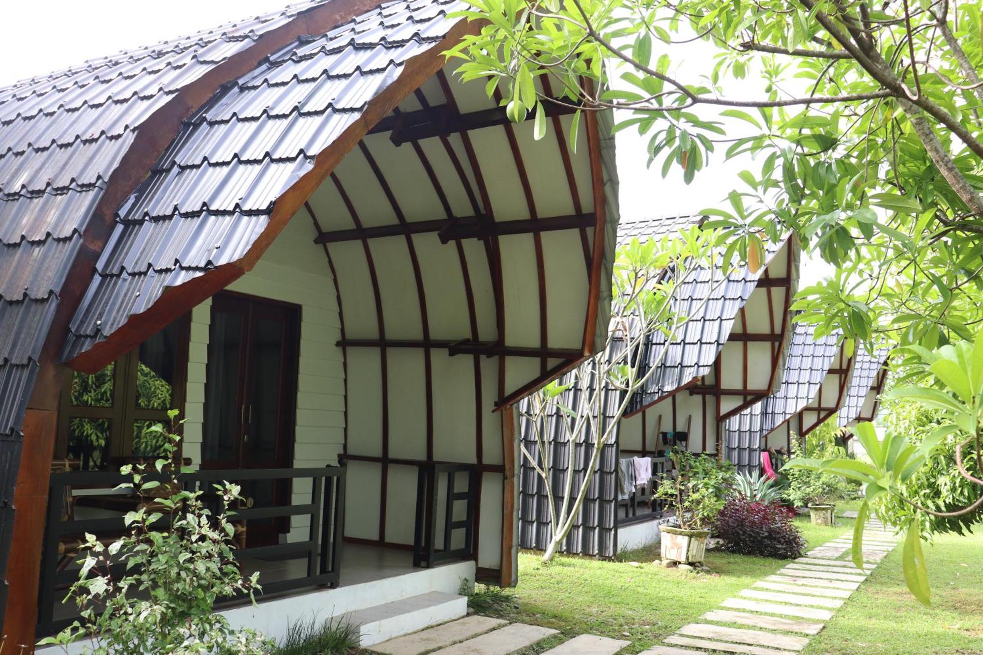 Gino'S Place - Guest House & Jungle Trekking 武吉拉旺 外观 照片