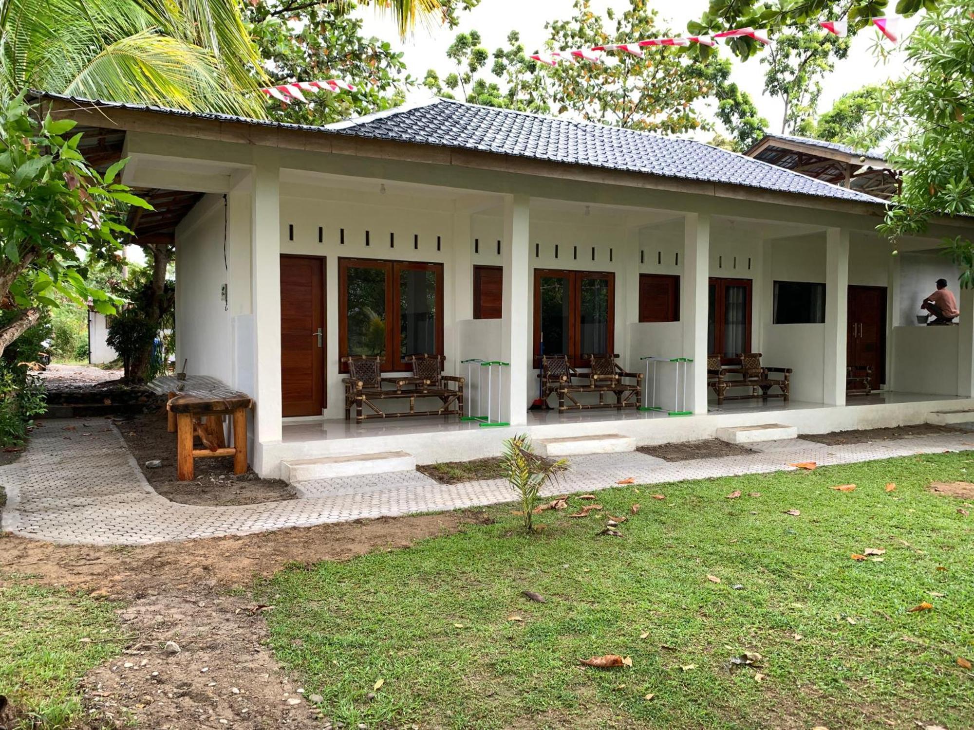 Gino'S Place - Guest House & Jungle Trekking 武吉拉旺 外观 照片